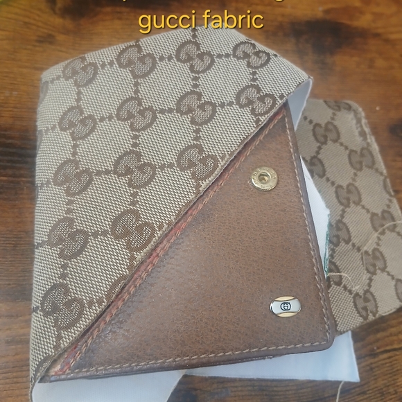 Authentic GUCCI PROJECT Tan Leather Wallet with Card Slots - Picture 10 of 10